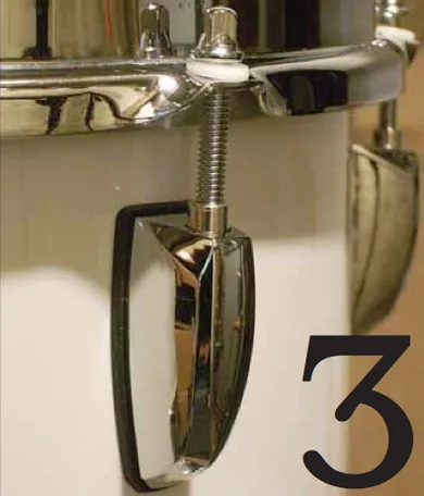 Photo 3: Drum hardware