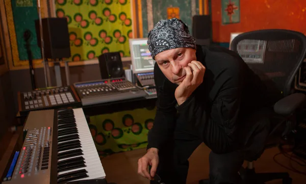 Additional Dialogue with Gareth Jones