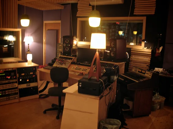 Damian Taylor (bonus)