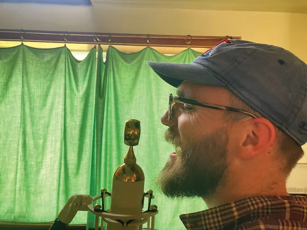 Top 12 Vocal Recording Mistakes